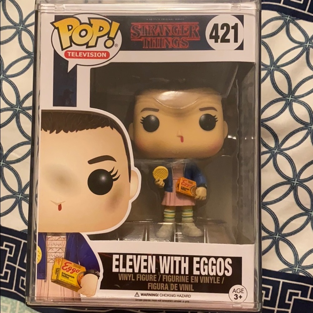 Stranger Things Eleven With Eggos